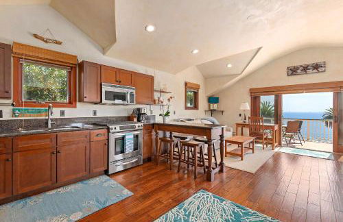 Blue Ocean View Retreat - Minutes to Beach - Photo 9