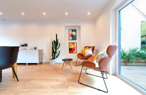 Pass the Keys 49 Byron Square Modern and Spacious 3 Bed Home with Free Parking - Foto 14