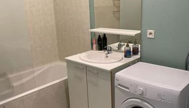 Bel appartement proche gare - WiFi - parking - Foto 5