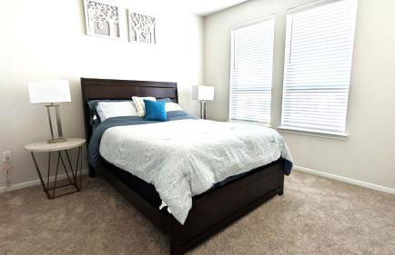 Oasis Lakeside place Near Frisco 2bd-2ba Sleep 6 - Foto 23