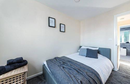 Dudley-Hospital-3bed-parking-long stay-contractor - Foto 18