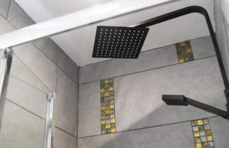 Modern 4 BR flat with 4 ensuites in central Reading - Photo 25