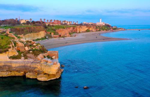 K-FOFO Apartment - Steps from Anzio Station, Beach & Town Center - Photo 32