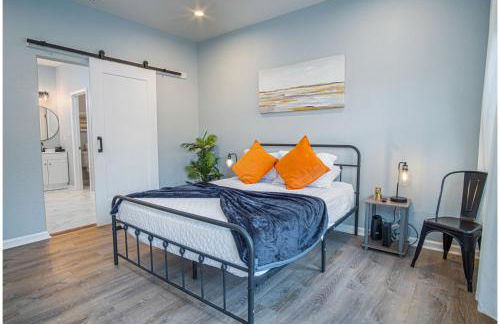 Downtown Dream Home Spacious 4br/2ba Sleeps 12! - Foto 20