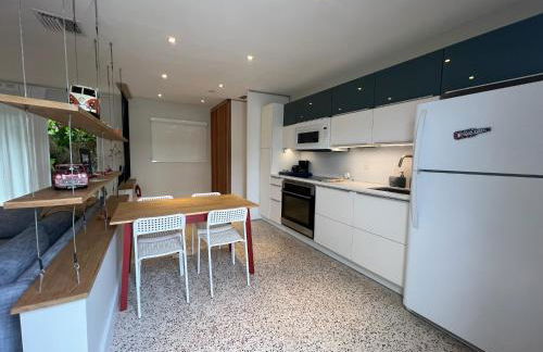 Cozy house close Brickell - Photo 4