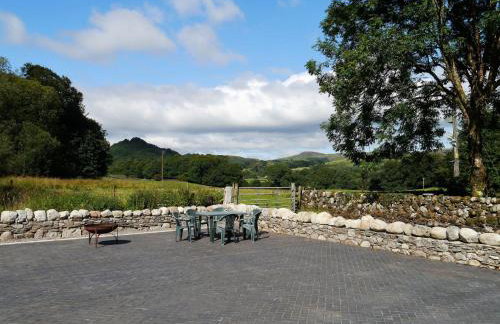 Rusko Stables - Foto 16