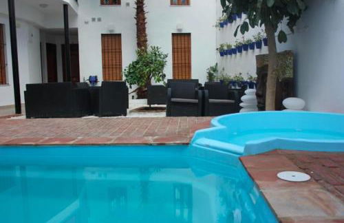 Casa Patio las Palmeras Córdoba con piscina - Foto 1