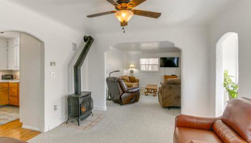 2 Mi to Snake River Quaint Farmhouse with Patio! - Foto 5