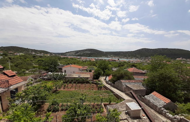 Cozy Apartments With Private Balcony Vinisce - Foto 25