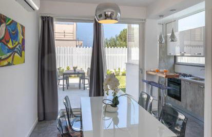 Arricàmpati Apartments Villa & Bringo Car Rental - Foto 25