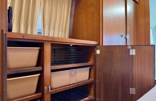 Secluded Private Retreat with Cabin & Vintage Airstream - Foto 20