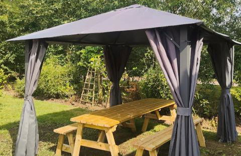 Walliswood Lodge - Wood Burner, Air Con & Wi-fi, Rural Retreat - Foto 19