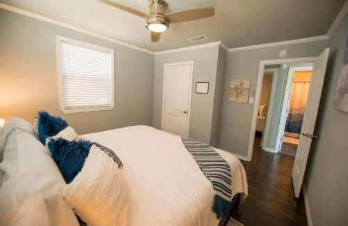 Walk to the Silos! 3 Bed 1960's Bungalow near Baylor - Foto 82