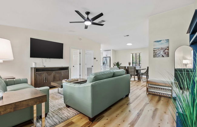 The Oak Hideaway Pet Friendly 3bd! - Foto 1