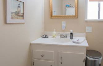 Sleeps 2 Private Entrance, Spa Tub, Near Casino - Foto 12