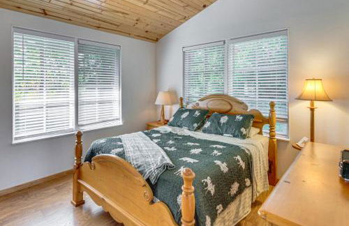 Long Lake Cabin with Fire Pit and more! Pet-Friendly - Foto 11