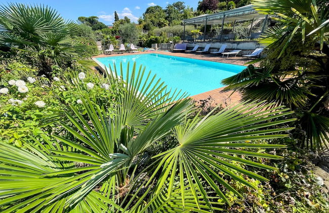 Spoleto Poolside - apt Sleeps 4 on Beautiful Campus - 1 km max Spoleto Central - Photo 9