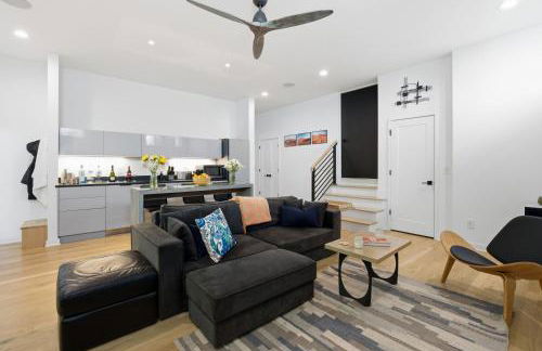 4BR Urban Oasis with Rooftop and Jacuzzi - Foto 36