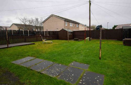 PREMIER - Chapel House with Driveway! - Foto 20