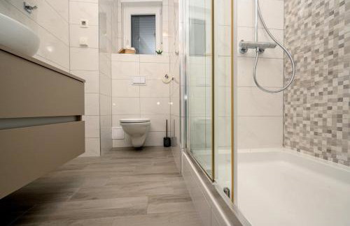 Luxury villa Adris with heated pool, Gym, sauna - Split - Photo 45