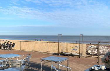 Lovely Serenity 1 and gorgeous Serenity 2 are 3 bedroom 2 bathroom caravans - Foto 27