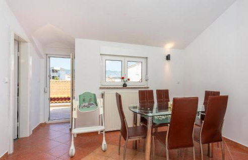 Awesome Apartment In Omisalj With Wifi - Foto 17