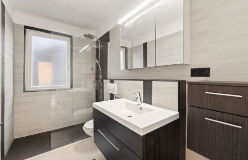 Geräumiges Familienhaus Köln - Foto 5