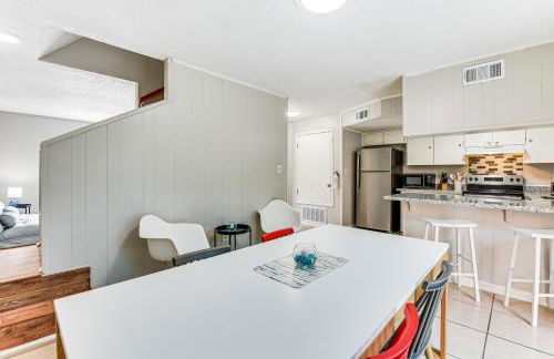 2 Mi to Garniers Beach Park Pet-Friendly FWB Home - Foto 7