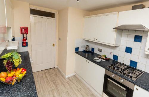 Fife - Driveway Parking Spacious 4 bed house Sleeps 6 Ideal Contractor Accommodation - Foto 7