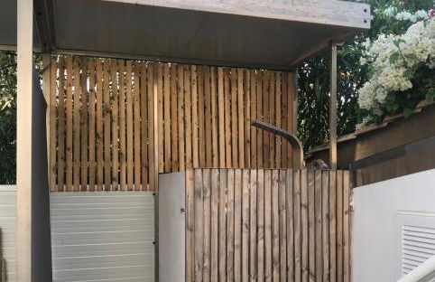 Top Holiday Home Private Pool by the sea With Private Garden for Private use - Photo 49