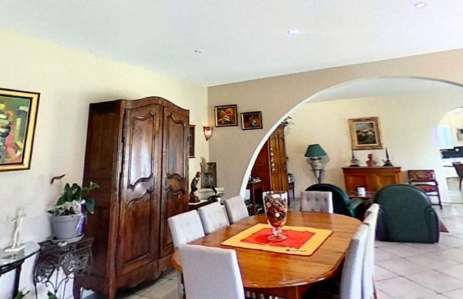 Villa in L'isle-sur-la-sorgue With Pool - Foto 33