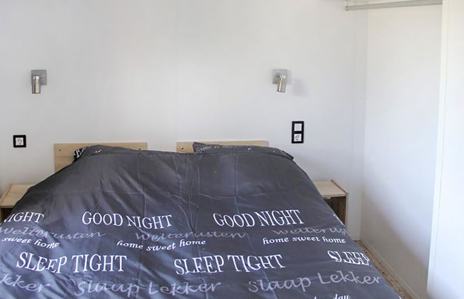 Modern 6-person Chalet in the Frisian Countryside, 3 Bedrooms and Wifi - Foto 8