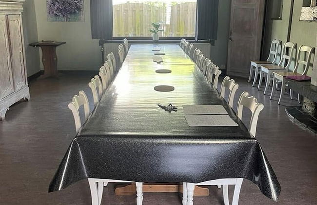 Large Group House with Welness Equipment & Swimming Pool near Malmédy - Photo 31