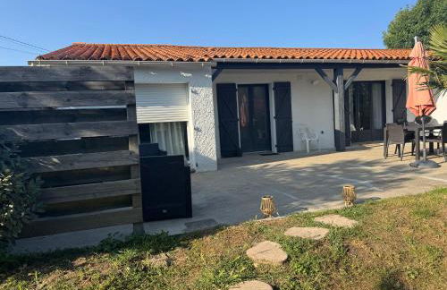 Villa Family Surf sur un terrain arborée et clos, calme et repos - Photo 2