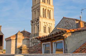 3M Peristil - Photo 1