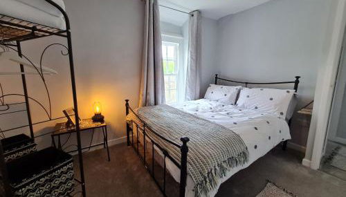 Picturesque 2 Bedroom Miners Cottage Near Bike Park Wales & Brecon Beacons - Foto 2