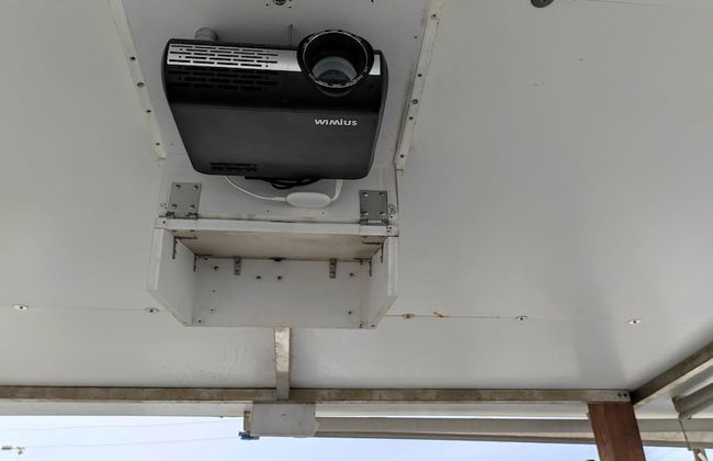 Cozy and Modern Apartment Black & White With Jacuzzi on Terrace - Photo 32