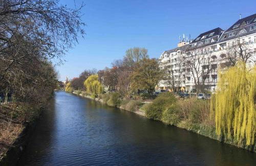 Urban Loft in Vibrant Kreuzkölln - Foto 2