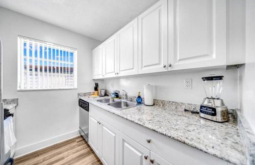 Chic and Central Condo - Palm Wave Says - Foto 17