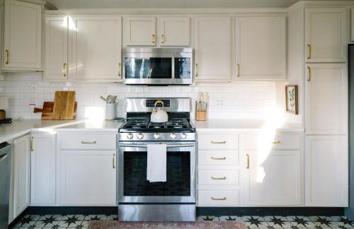 The Manor At East Village - Photo 12