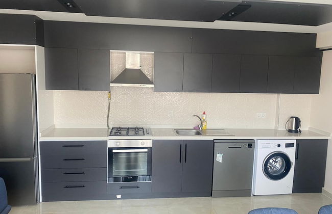 Flower City Suits - Photo 6