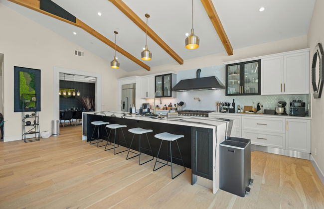 Oakland Hills Farmhouse Stunner + Game Room + Ac - Foto 10