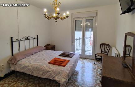 Casa rural L´Amparo -3 espigas- Categoría superior-15 personas - Photo 9