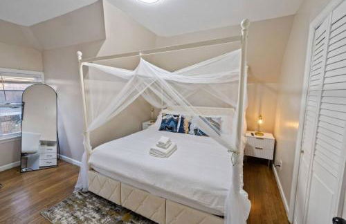 Modern 2BR Near NYC with Free Parking and Workspace - Foto 2