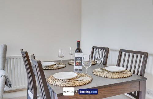 Last-Minute Secure l Sleeps Up to 8 l 2 Bedroom Apt By Capital Retreats Short Lets & Serviced Accommodation London With Balcony, Free WiFi - Foto 3