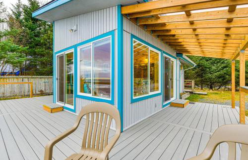 Deck and Panoramic Views Bayfront House in Homer! - Foto 24
