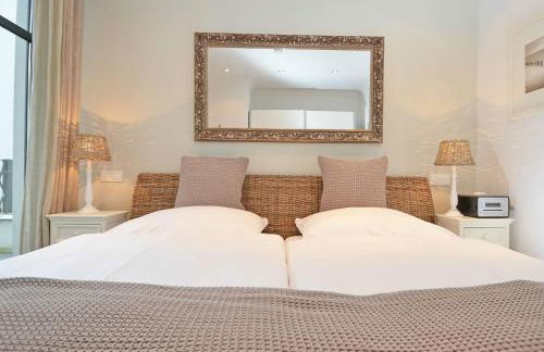 Villa Paula - WG03 strandnah mit Kamin, Terrasse, Balkon - Photo 24