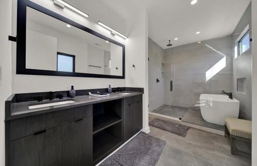 AMAZING VIEWS Rooftop Patio, Gym and Game room - Foto 51