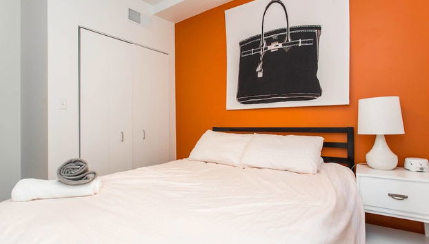 Bright & Modern 1 BDR in Downtown - Foto 2, Habitación