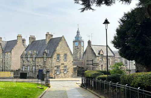 St Johns Jailhouse by the Castle - Photo 3